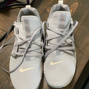 womens nike metcons